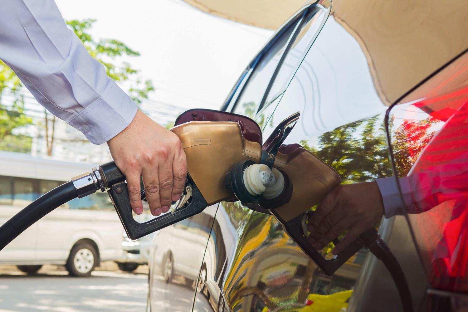 Smart Fuel-Saving Tips in Sri Lanka: How to Maximise Efficiency and Reduce Petrol & Diesel Costs