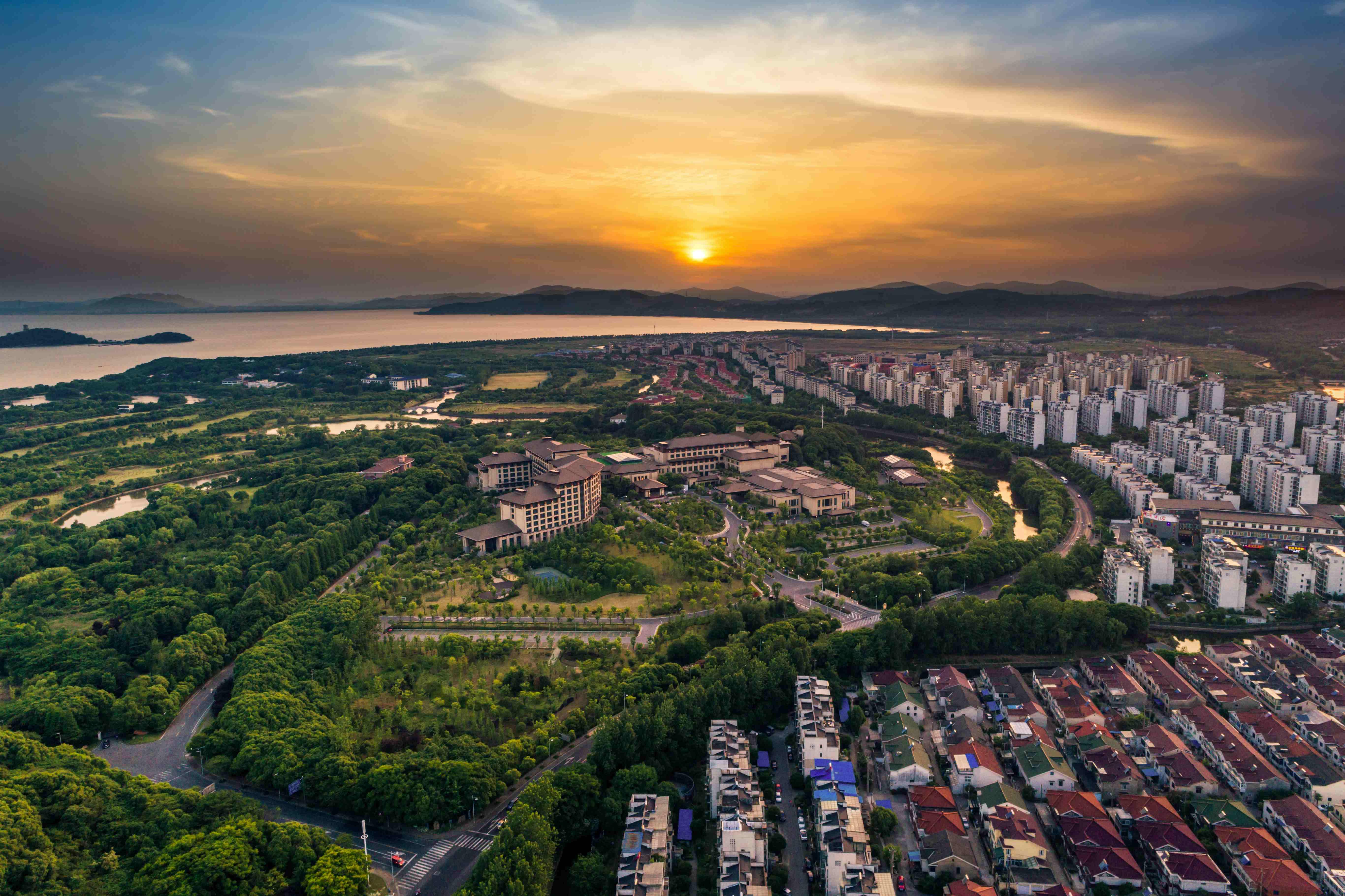 Property Investment in Sri Lanka: Tips for Residential, Commercial & Agricultural Lands
