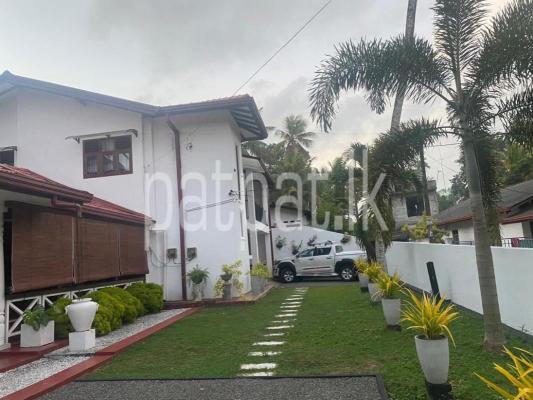 premium-listing-image