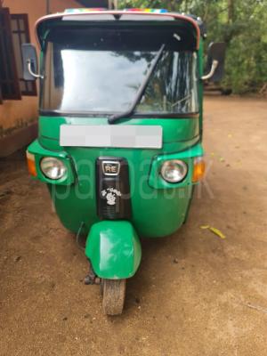 Bajaj Three Wheel 2011