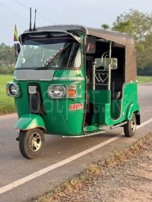 Bajaj Three Wheel 2008