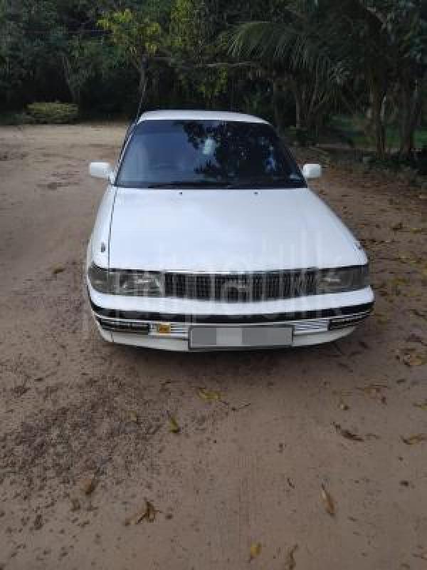 Toyota Corona 1990 -  Car sale in Sri Lanka - patpat.lk