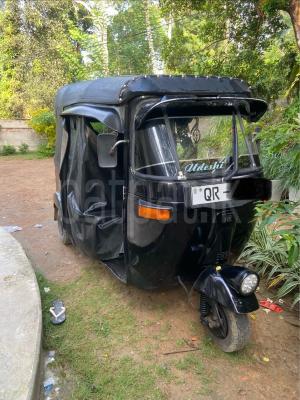 Bajaj Three Wheel 2009