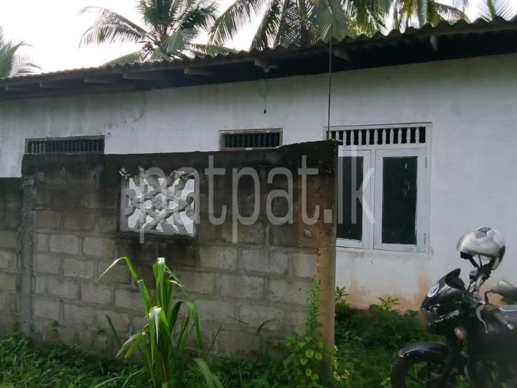 House for Sale in Yakkala