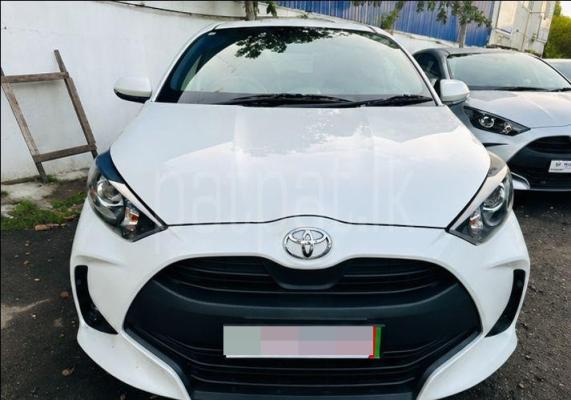 Toyota Yaris 2023 - மறுசீரமைக்கப்பட்டது கார் sale in Sri Lanka - patpat.lk