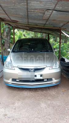 Honda Fit 2002 - Used Car sale in Sri Lanka - patpat.lk
