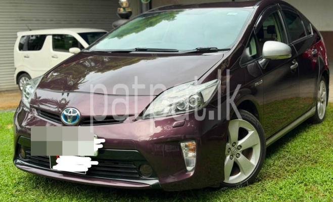 Toyota PRIUS S TOURUING 2013 - භාවිතා කරන ලද කාර් sale in Sri Lanka - patpat.lk