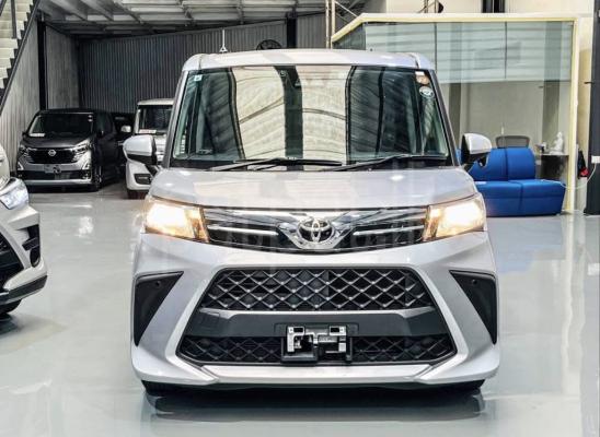 Toyota Roomy 2023 - சான்றளிக்கப்பட்டது வேன் sale in Sri Lanka - patpat.lk