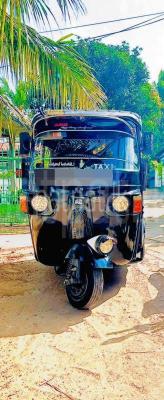 Bajaj Three Wheel 2010