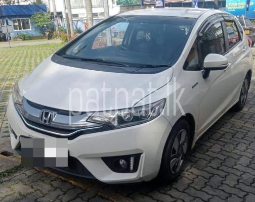 Honda Fit 2015 - භාවිතා කරන ලද කාර් sale in Sri Lanka - patpat.lk