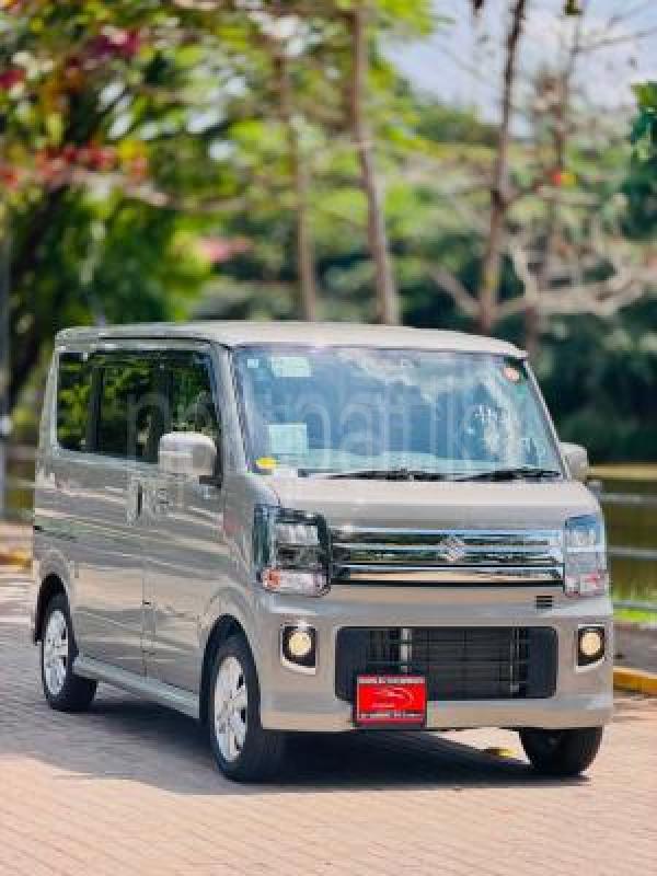 Suzuki Every 2025 -  Van sale in Sri Lanka - patpat.lk