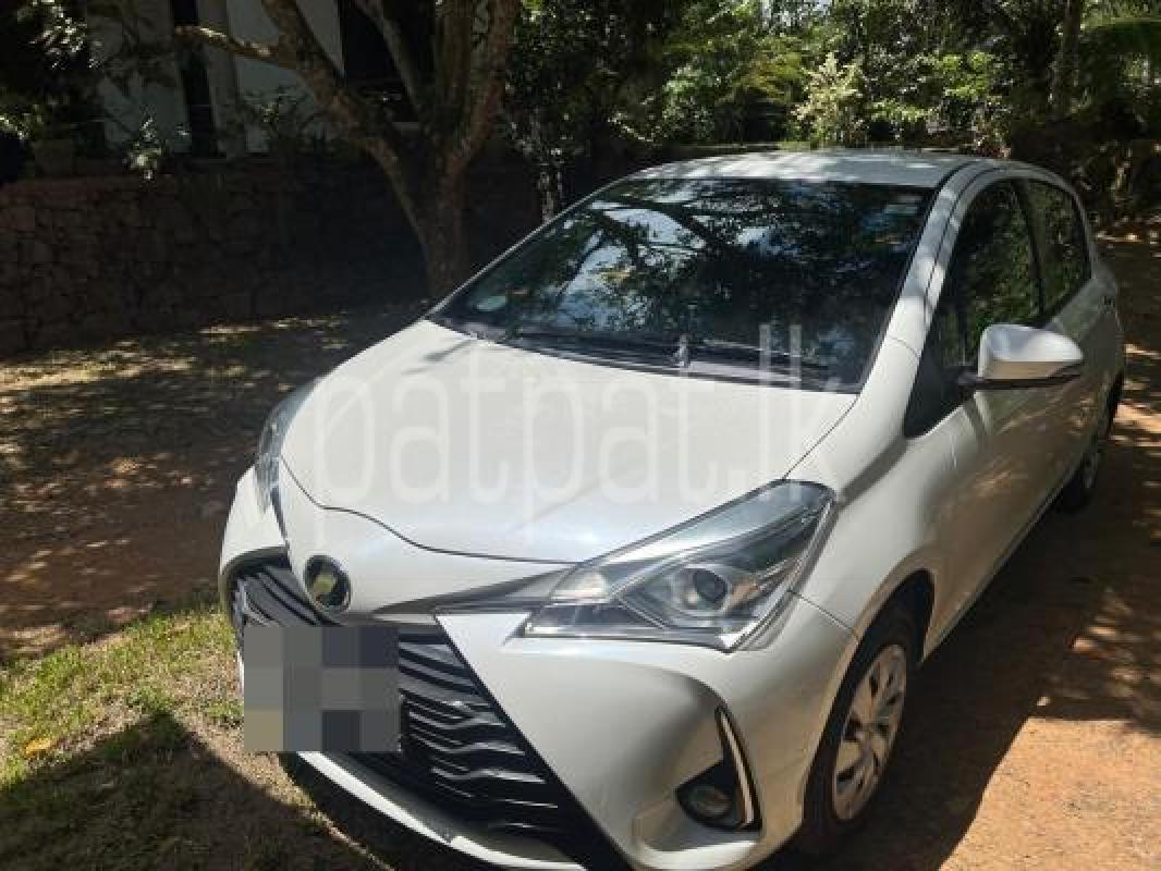 Toyota Vitz 2019 -  Car sale in Sri Lanka - patpat.lk