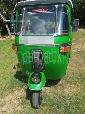 Bajaj Three Wheel 2008