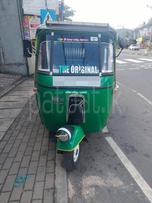 Bajaj Three Wheel 2002