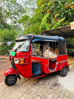 Bajaj Three Wheel 2011 - பயன்படுத்தப்பட்டது முச்சக்கர வண்டி sale in Sri Lanka - patpat.lk