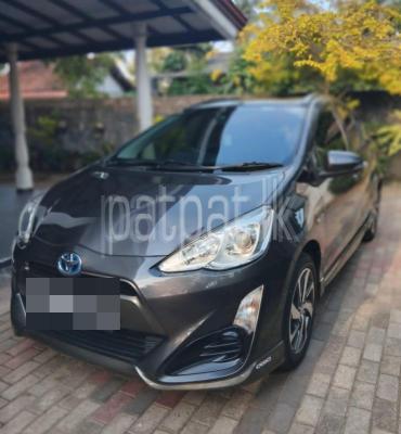 Toyota Aqua 2015 - භාවිතා කරන ලද කාර් sale in Sri Lanka - patpat.lk