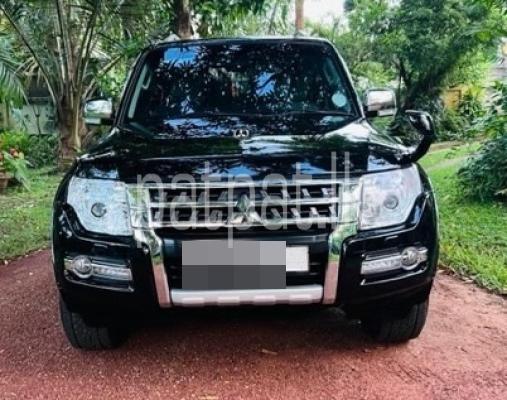 Mitsubishi Montero V98 for Rent