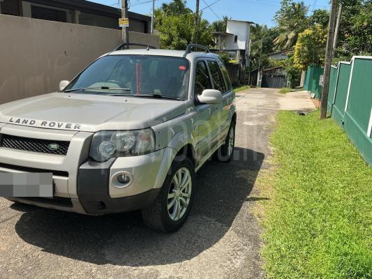 Land Rover Freelander 2000 - Used SUV sale in Sri Lanka - patpat.lk