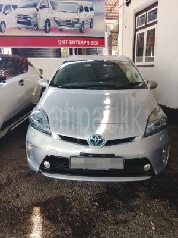 Toyota Prius 2012 -  කාර් sale in Sri Lanka - patpat.lk