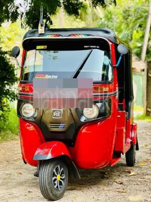 Bajaj Three Wheel 2014 - பயன்படுத்தப்பட்டது முச்சக்கர வண்டி sale in Sri Lanka - patpat.lk