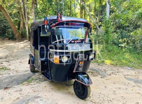 Bajaj 4 stroke 2011 - Used Three wheeler sale in Sri Lanka - patpat.lk