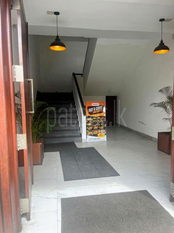 Building for Rent in Talawatugoda