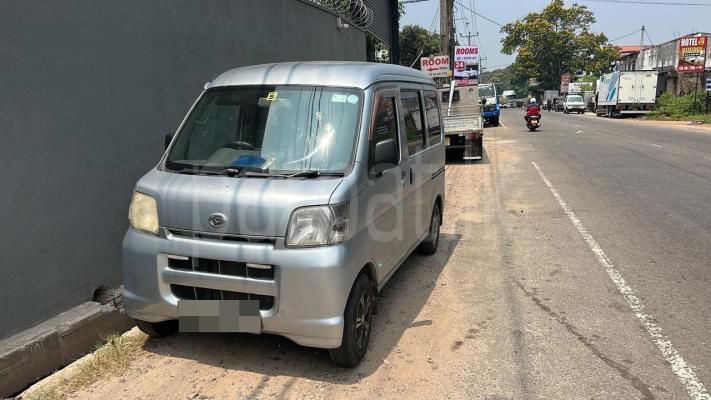 Daihatsu Hijet 2007 - பயன்படுத்தப்பட்டது வேன் sale in Sri Lanka - patpat.lk
