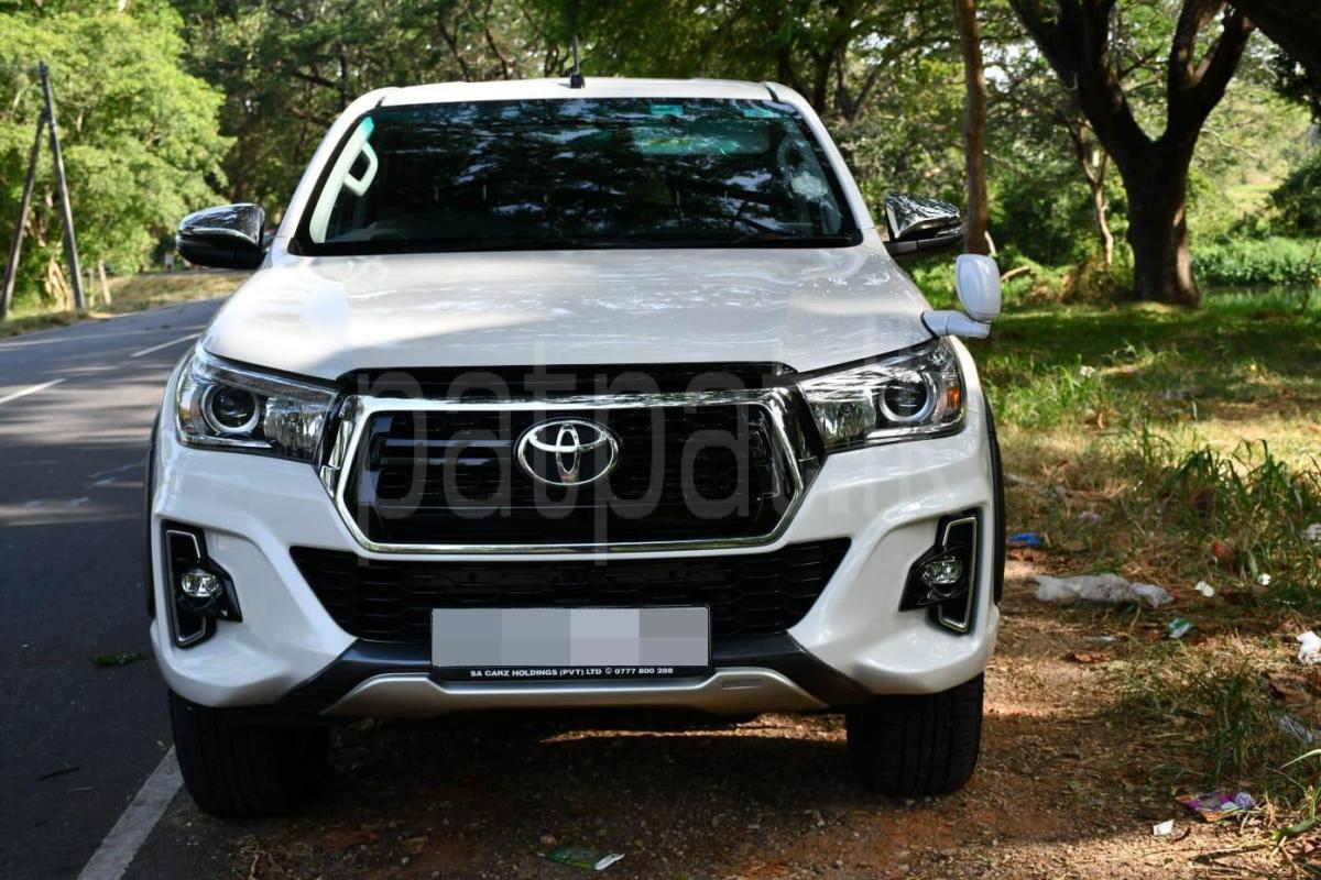 Toyota Hilux 2018 -  சரக்கு போக்குவரத்து sale in Sri Lanka - patpat.lk