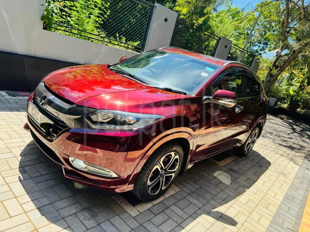 Honda Vezel 2014 -  SUV sale in Sri Lanka - patpat.lk