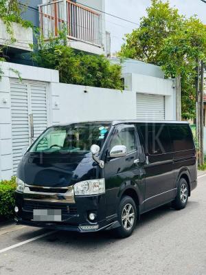 Toyota Hiace 2016 -  වෑන් රථය sale in Sri Lanka - patpat.lk