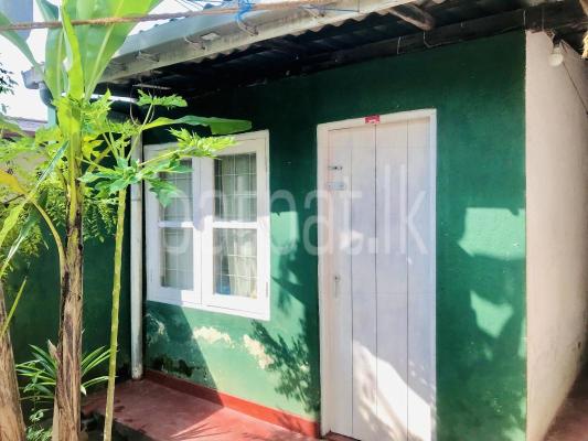 Room for Rent in Boralesgamuwa