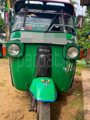 Bajaj 4 stroke 2009 - பயன்படுத்தப்பட்டது முச்சக்கர வண்டி sale in Sri Lanka - patpat.lk