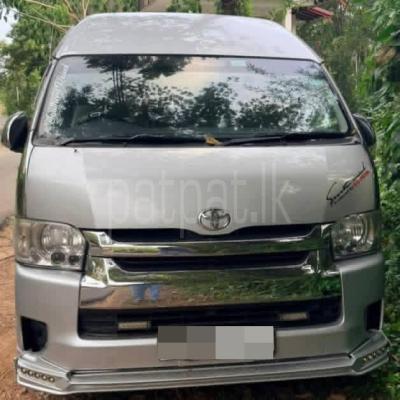 Toyota Hiace 2007 - Used Van sale in Sri Lanka - patpat.lk