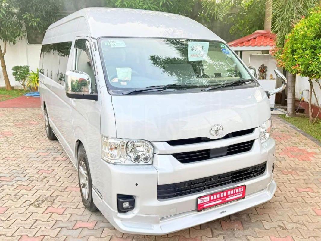 Toyota Hiace 2024 -  Van sale in Sri Lanka - patpat.lk