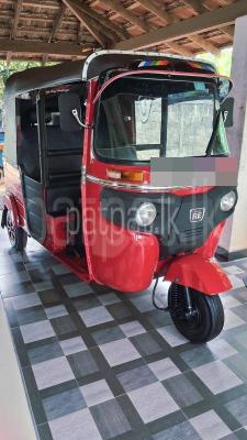 Bajaj 4 stroke 2017 - භාවිතා කරන ලද ත්‍රිරෝද රථය sale in Sri Lanka - patpat.lk