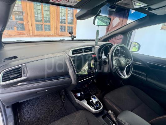Honda Fit 2014 - பயன்படுத்தப்பட்டது கார் sale in Sri Lanka - patpat.lk