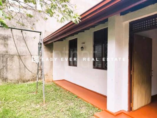 House for Sale in Nittambuwa