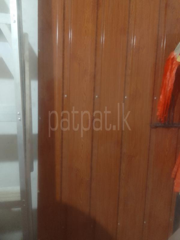 Door Gate