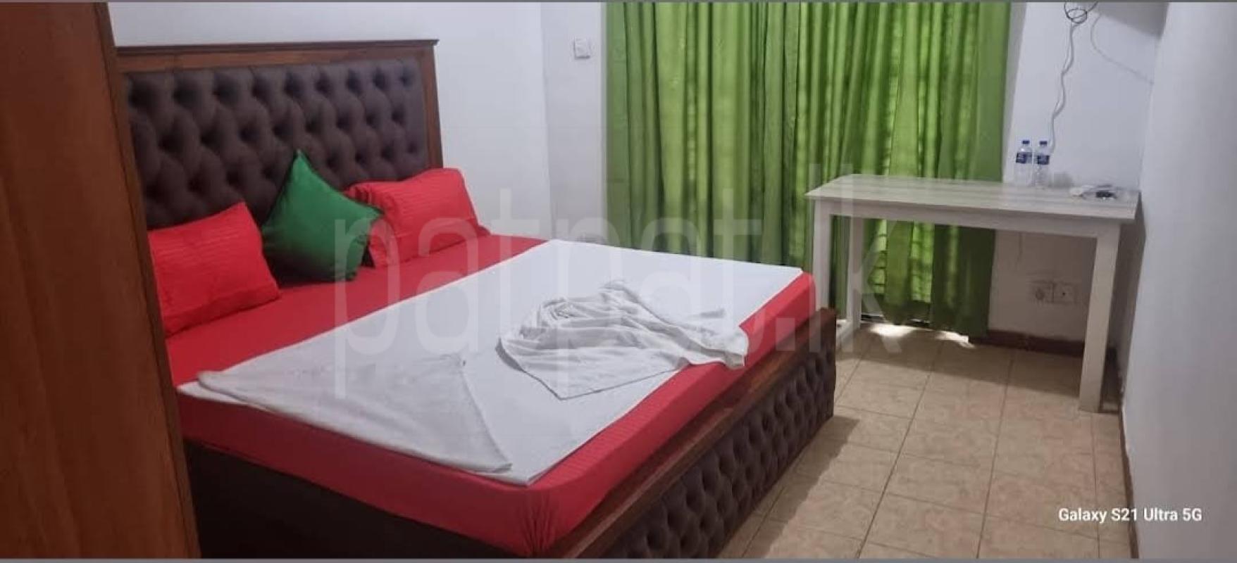 Building for Rent in Narahenpita (Colombo 05)