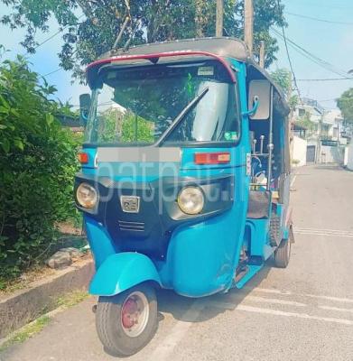 Bajaj Three Wheel 2015 - භාවිතා කරන ලද ත්‍රිරෝද රථය sale in Sri Lanka - patpat.lk
