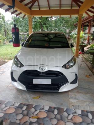 Toyota Yaris 2022 - Reconditioned Car sale in Sri Lanka - patpat.lk