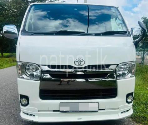 Toyota Hiace 2016