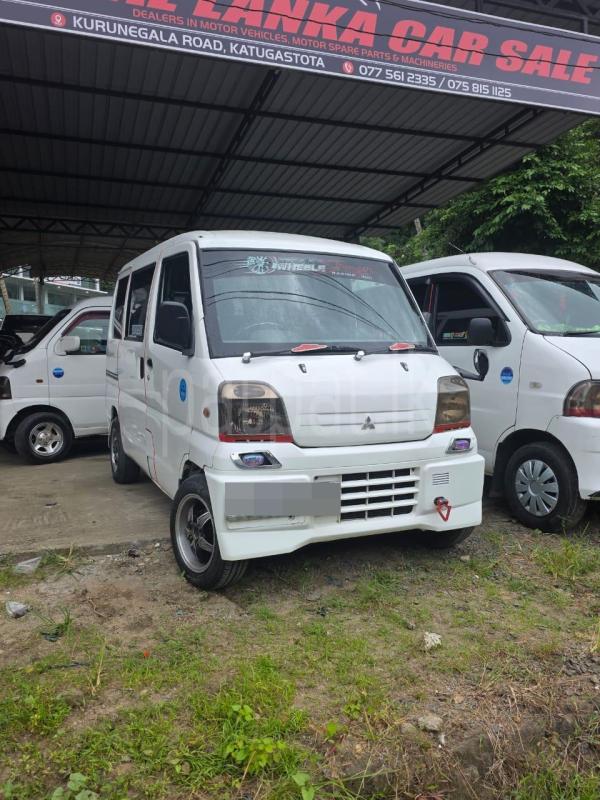 Mitsubishi Minicab 2000 -  වෑන් රථය sale in Sri Lanka - patpat.lk