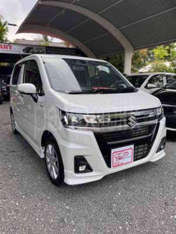 Suzuki Wagon R 2025 -  කාර් sale in Sri Lanka - patpat.lk