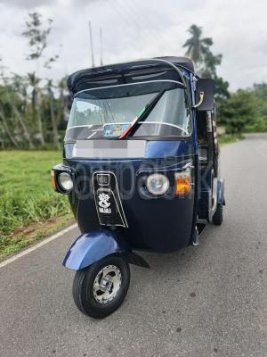 Bajaj 4 stroke 2012 - භාවිතා කරන ලද ත්‍රිරෝද රථය sale in Sri Lanka - patpat.lk