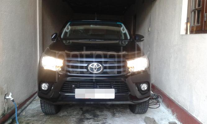 Toyota Hilux 2016