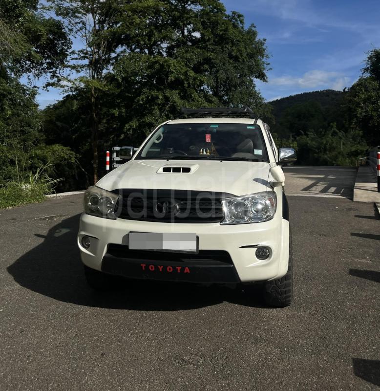 Toyota Hilux 2007 -  භාණ්ඩ ප්‍රවාහන sale in Sri Lanka - patpat.lk