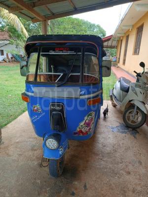 Bajaj Three Wheel 2009