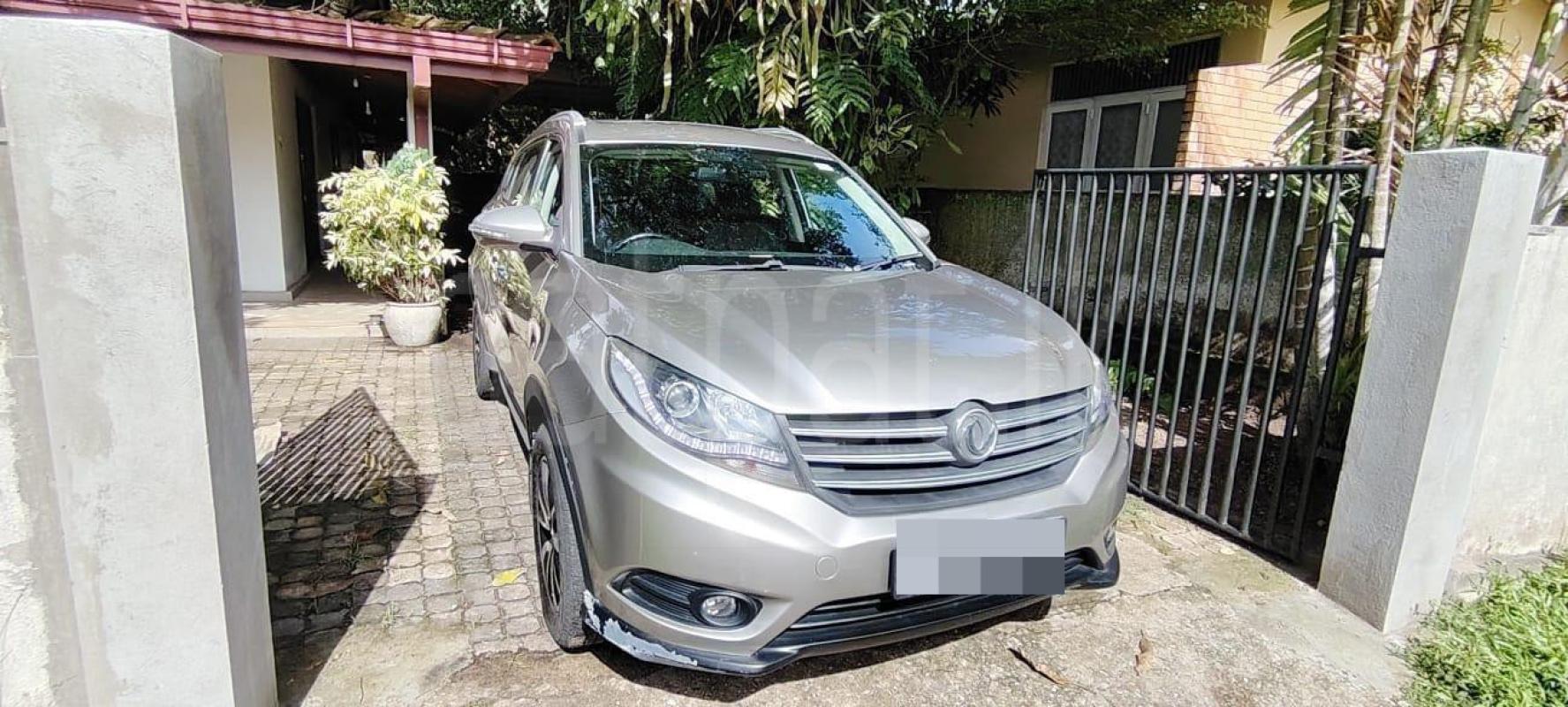DFSK Glory 2023 -  SUV රථය sale in Sri Lanka - patpat.lk