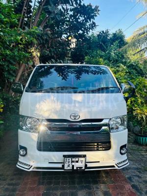 Toyota Hiace 2019 - Used Van sale in Sri Lanka - patpat.lk